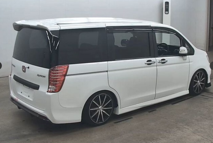 2013 Honda Stepwagon